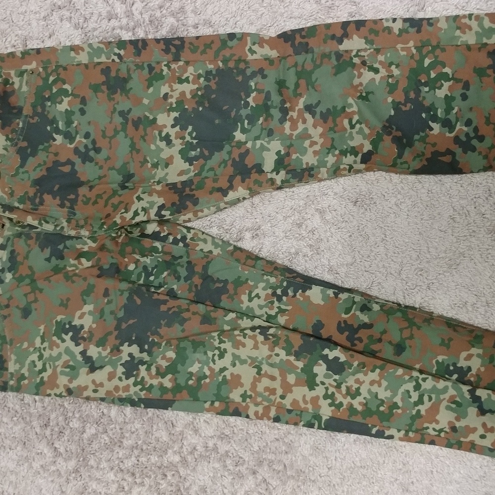 10 Deep camo pants